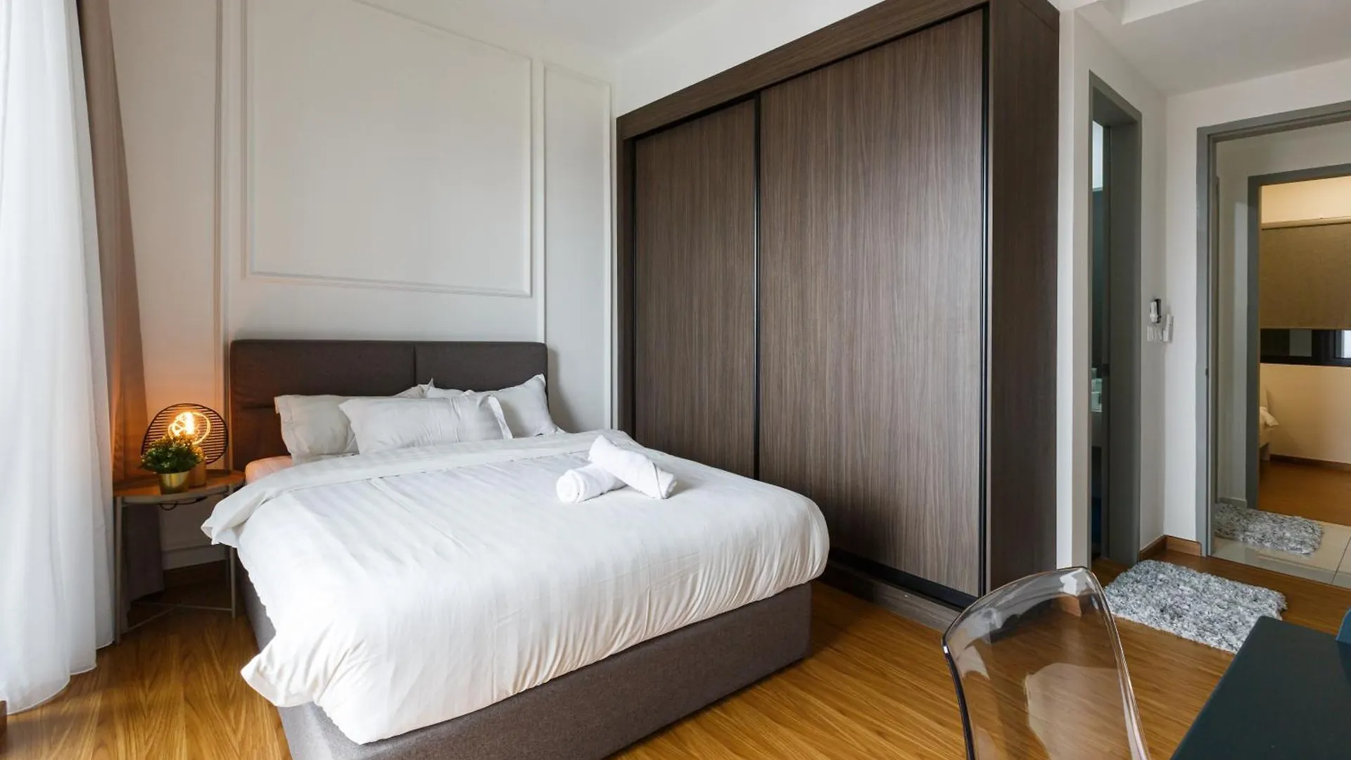 Beacon Executive Suites George Town 0*,