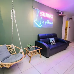  Ostello Swing & Pillows @ Malabar